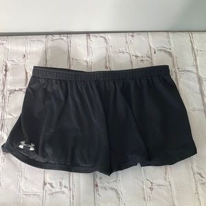 Under Armour Loose Fit Short Shorts